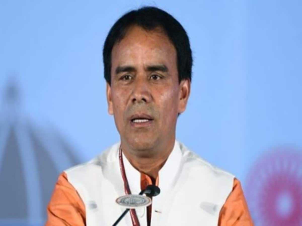 स्वास्थ्य मंत्री धन सिंह रावत ने डेंगू रोकथाम को लेकर दिए कई निर्देश